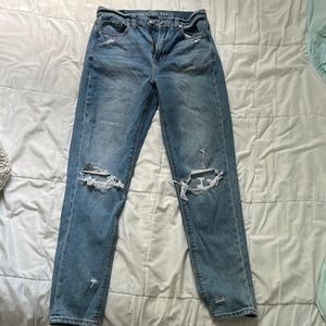 American Eagle Mom Jeans